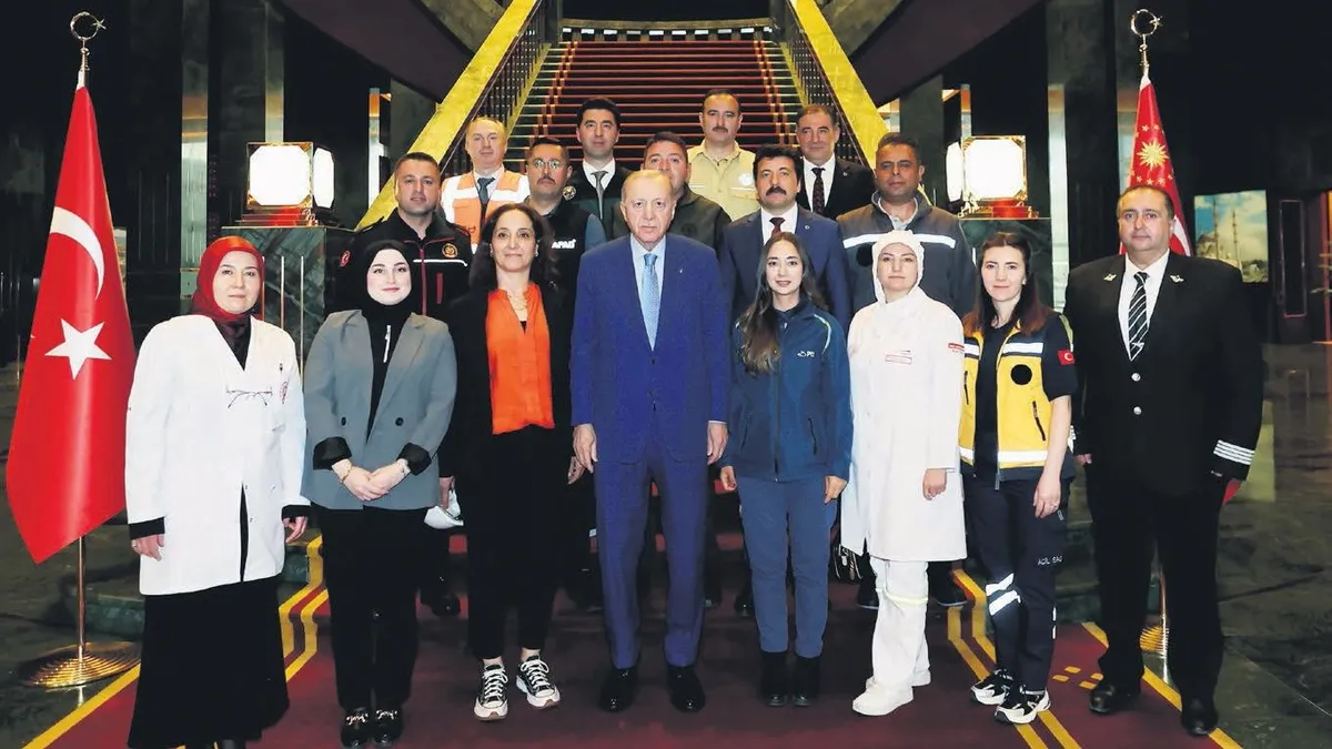 Ülkeyi vatan kılan işçinin emeğidir