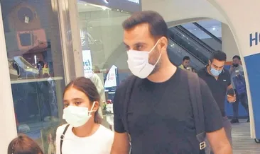 Yeğenlerıne babalık yapıyor