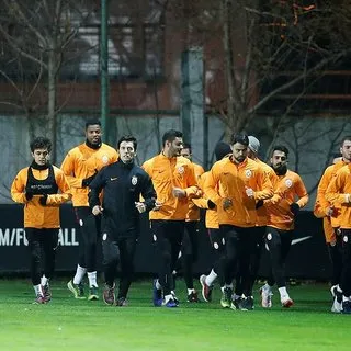 Galatasaray'ın kamp kadrosu açıklandı