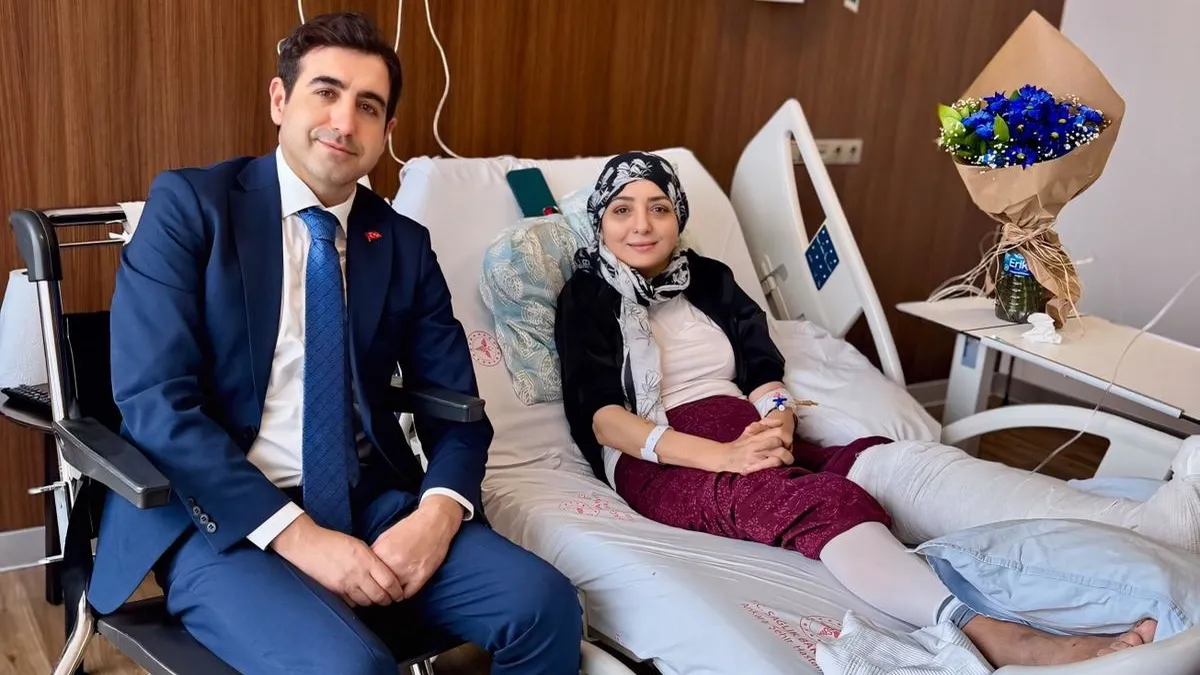 SABAH’tan Cumhurbaşkanı Başdanışmanı Saadet Oruç’a geçmiş olsun ziyareti SABAH’tan Cumhurbaşkanı Başdanışmanı Saadet Oruç’a geçmiş olsun ziyareti