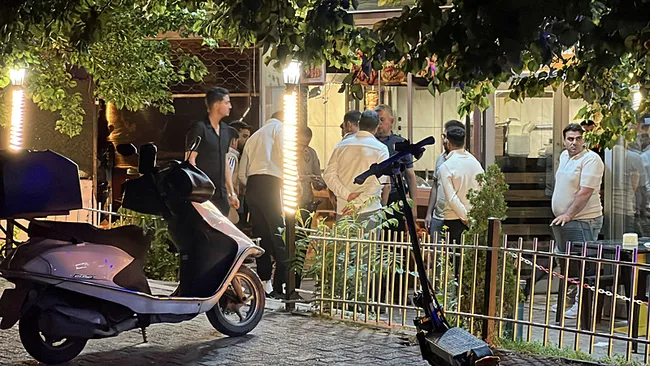 kayseride-doner-bicakli-kavgada-2-kisi-yaralandi-1780863721816.jpg