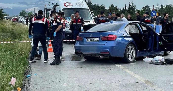 Burdur’da feci kaza! Ortalık savaş alanına döndü: 5 ölü, 5 yaralı