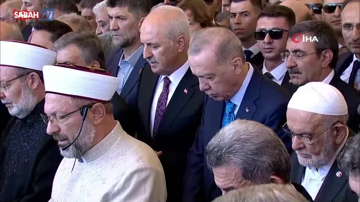 Başkan Erdoğan, Recai Kutan'ın cenaze törenine katıldı | Video