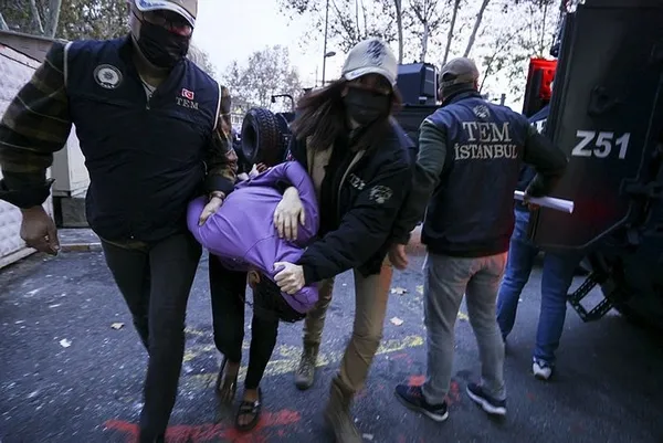 son-dakika-iste-taksimdeki-kanli-saldirinin-talimatlari-14-yasinda-cocugu-kesif-icin-kullandilar-1668763969902.jpg Son dakika! İşte Taksim İstiklal Caddesi'ndeki hain saldırının talimatları: 14 yaşındaki çocuğu keşif için kullandılar