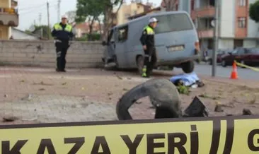 Çorum'da elektrik direğine çarpan otomobildeki 2 kişi yaralandı #yozgat