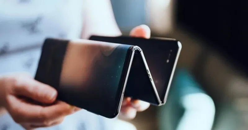 katlanabilir telefon hangi cep telefonu