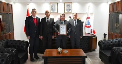 Rektör Özölçer’e Kalın Kömür Damarı Madenciliğinde yenilikçi ödülü verildi #zonguldak