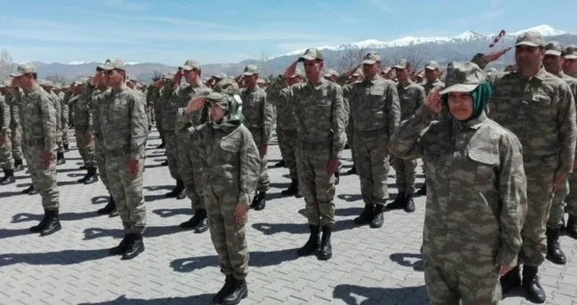 Guvenlik Korucusu Kadinin Tek Aski Vatan