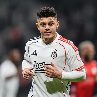 Milot Rashica: Mutluyum, gururluyum!