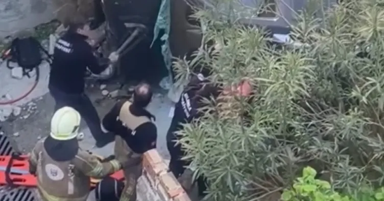 Bursa’da kaza yapan araç merdivenlerden yuvarlandı