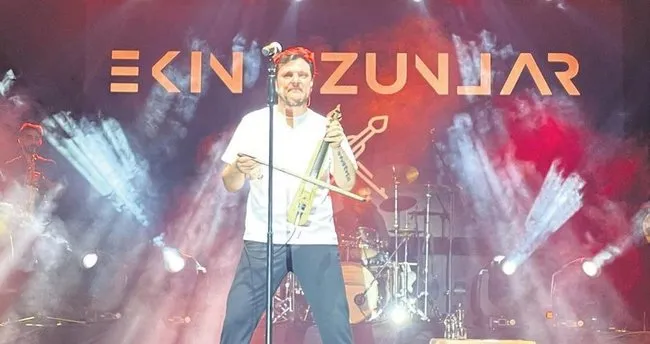 İlk şarkı sonrası pedal çevirdi
