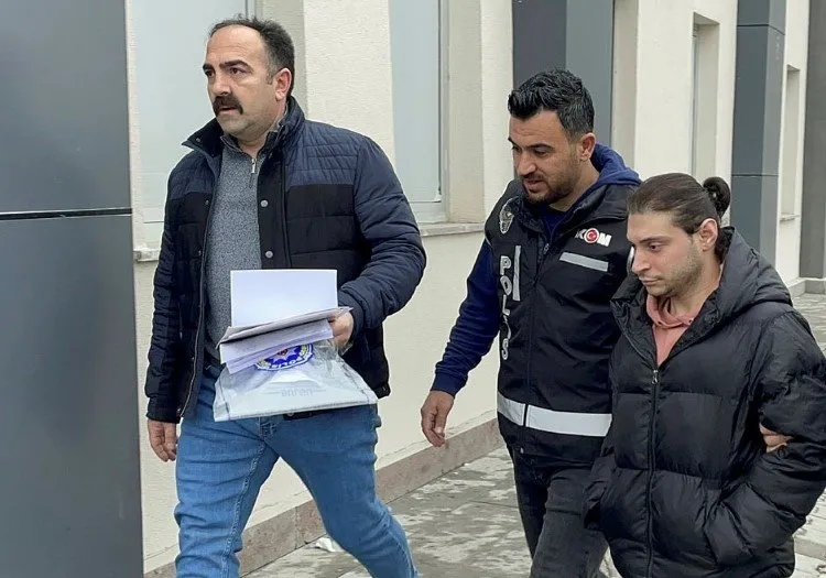 Son dakika: Ayşe Özkiraz’dan sonra bir sahte doktor vakası daha! Gerçek kimliği şoke etti!