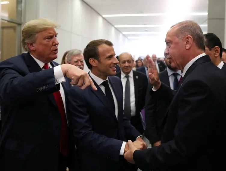Erdoğan, Trump ve Macron’dan NATO zirvesinde samimi sohbet