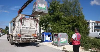 Küçük Melisa her gün aynı heyecanla çöp kamyonunu karşılıyor #duzce