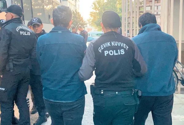 foreks-vurgunculari-siyonist-mafyayla-tehdit-etti-1790283527136.jpeg