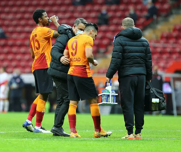 Son dakika: Galatasaray’da Fatih Terim Mayıs ayında görevden ayrılacak mı? Dün akşamki açıklamaları olay oldu...