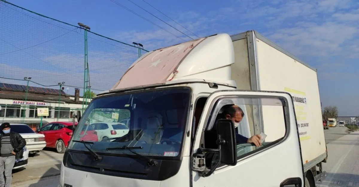 Kamyonette Bulunan Yipranmis Turk Bayragi Icin Ceza Kesildi Son Dakika Haberler