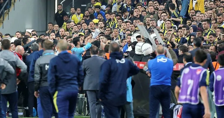 Fenerbahçe - Beşiktaş maçı tatil edildi! Şimdi ne olacak?