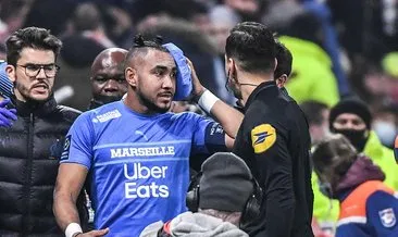 Fransa Ligue 1’de Lyon - Marsilya maçı yarıda kaldı! Dimitri Payet’e şişe atıldı...