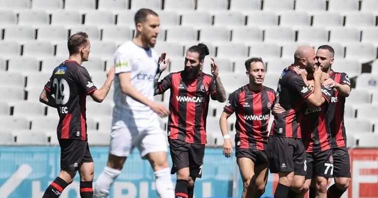 Fatih Karagümrük 5 gollü maçta Kasımpaşa’yı devirdi!