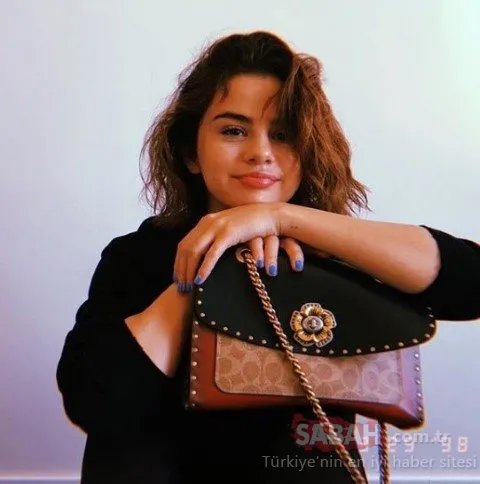Selena Gomez, hayranlarını şoke etti!