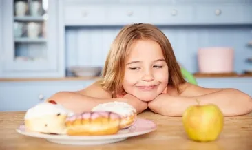 Yemek seçen çocuğa yemek yedirmenin püf noktaları!