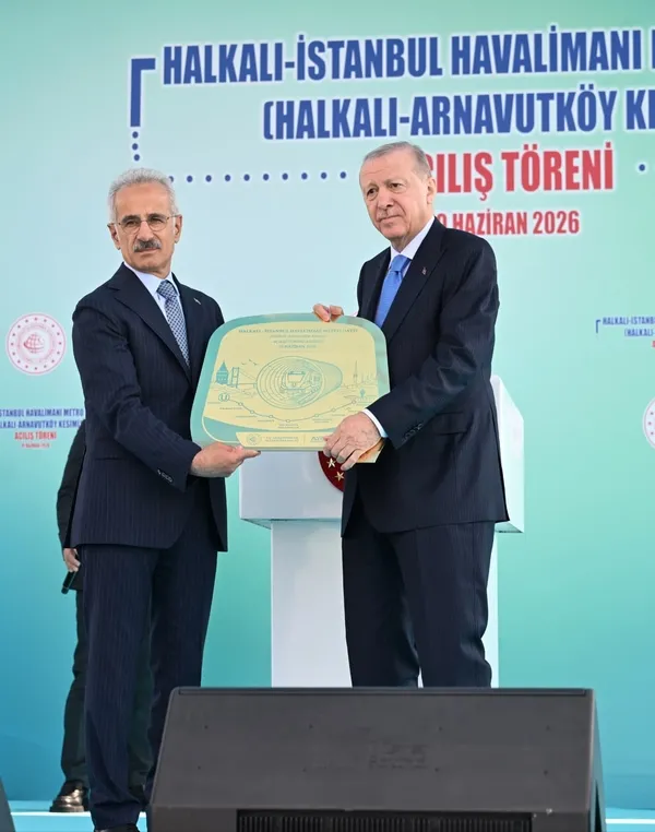 rekorlar-pes-pese-geldi-turkiyenin-en-hizli-metrosunda-yeni-zirve-1789025695433.jpeg