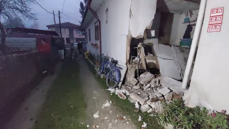 SON DAKİKA: Düzce'de 5,9'luk deprem: Ankara ve İstanbul deprem ile sarsıldı! İşte deprem bölgesinden son haberler