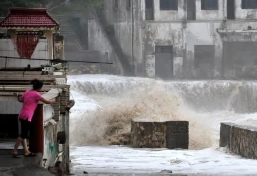 Çin’de Fitov tayfunu alarmı