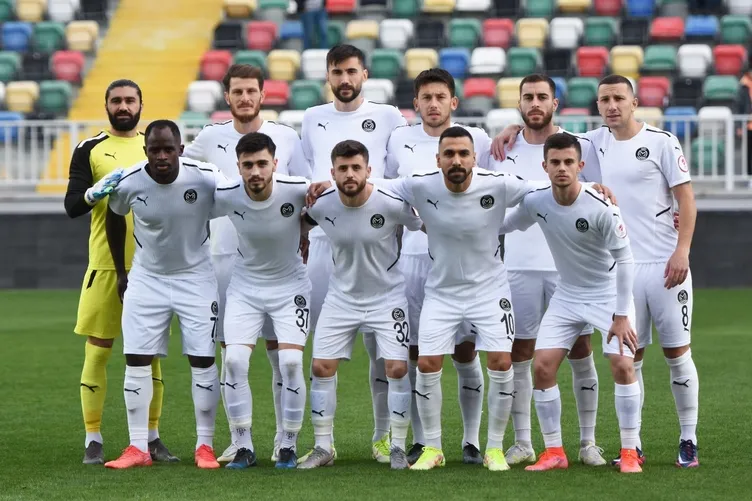 Süper Lig’de son 5 sezonda en çok kart gören takımlar belli oldu! Zirvede sürpriz takım...
