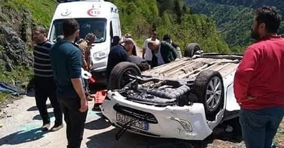 trabzon da arac ucuruma yuvarlandi 1 olu sabah