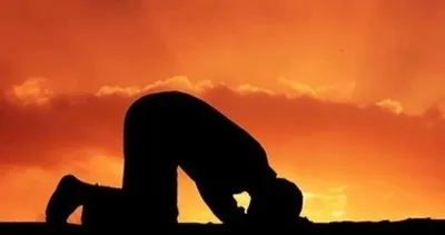 MİRAÇ KANDİLİ NAMAZI nasıl kılınır, nasıl niyet edilir, hangi vakit kılınır ve kaç rekattır? Diyanet Miraç Kandili namazı kılınışı...