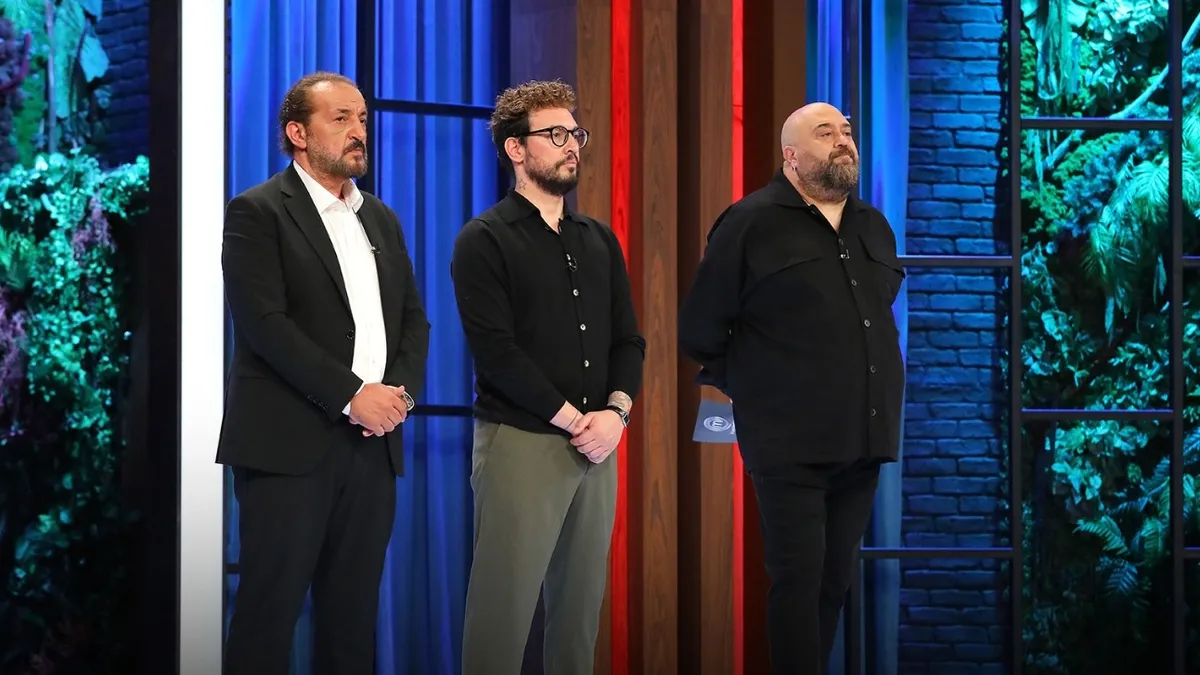 MasterChef Türkiye'de Kaptanlık Oyununu Kim Aldı? Mavi ve Kırmızı Takımların Yeni Liderleri Belli Oldu!