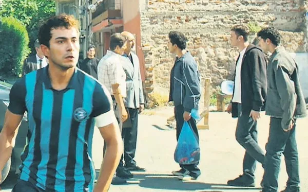 emir-teklifi-kabul-edecek-mi-1781797730364.jpeg