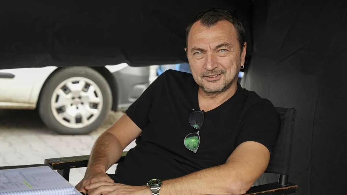 Evimi boşalt ben oturacağım