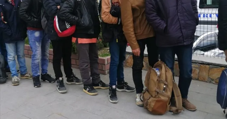 Kırklareli’nden yurda yasadışı yollarla girdiği belirlenen 58 kaçak göçmen yakalandı