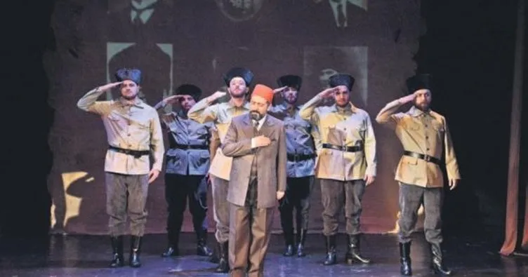 ‘Mehmet Akif’ tiyatro sahnesinde