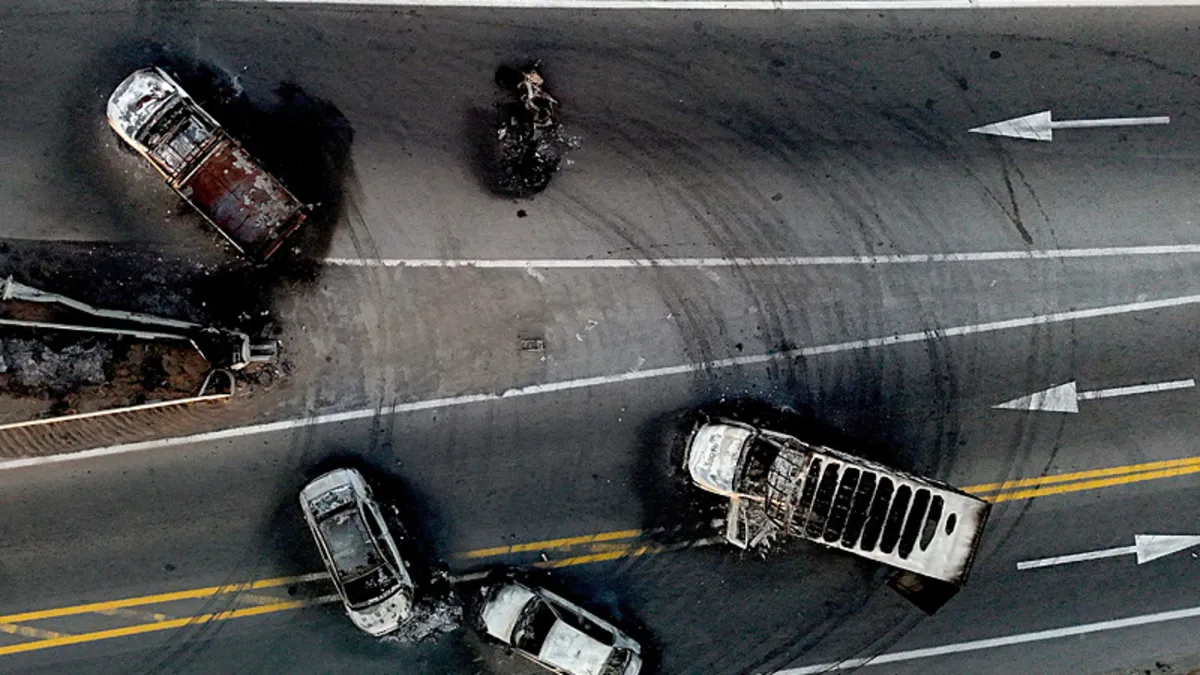 ABD’nin gizli görev gücü Meksika’da: Kartel liderinin ölümü dengeleri altüst etti! Kanlı güç savaşı kapıda ABD’nin gizli görev gücü Meksika’da: Kartel liderinin ölümü dengeleri altüst etti! Kanlı güç savaşı kapıda