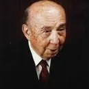 Hazine’ye 26 kilo altın ve bina bağışladı