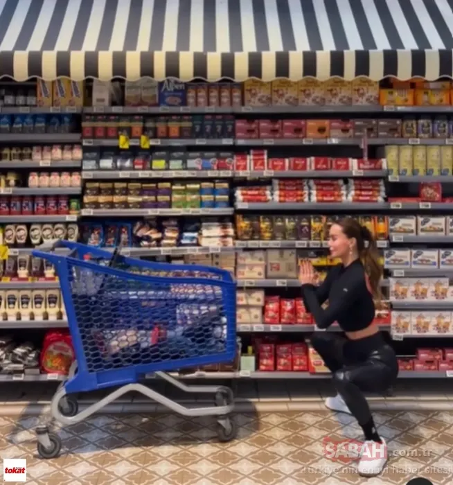 Spor tutkusuyla bilinen Ebru Şallı sınır tanımadı! Markette pilates yaptığı videosu olay oldu! Sosyal medyayı ikiye böldü