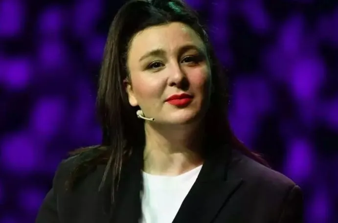 Yasemin Sakallıoğlu kötü haberi böyle duyurdu: Bunu yaşayanlar bilir…