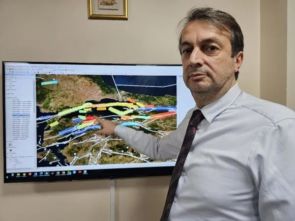 7-buyuklugunde-ve-uzerinde-deprem-uretecek-gerginlikte-faylari-tespit-ettiler-1704007986996.jpg