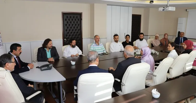 İKÇÜ Filistin için ’Tek Yürek’ oldu