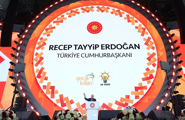 SON DAKİKA I Başkan Erdoğan gençlere seslendi: Türkiye'nin geleceği sizlere emanet