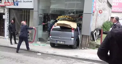 Otomobil terzi dükkanına daldı