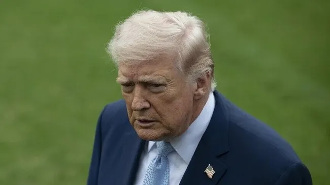 trumptan-zelenskiye-uyari-durmasi-onun-icin-daha-iyi-olur-1791659243206.jpeg Trump'tan Zelenskiy'e uyarı: Durması onun için daha iyi olur