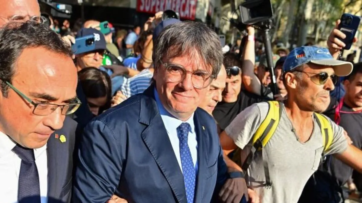 İspanya: Puigdemont’un ülkeyi terk ettiğinin fark edilmesi üzerine polisi devreye soktuk İspanya: Puigdemont’un ülkeyi terk ettiğinin fark edilmesi üzerine polisi devreye soktuk
