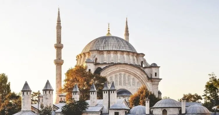 İzmir’de bayram namazı saat kaçta kılınacak? Diyanet ile 2020 İzmir Ramazan Bayram namazı vakti!