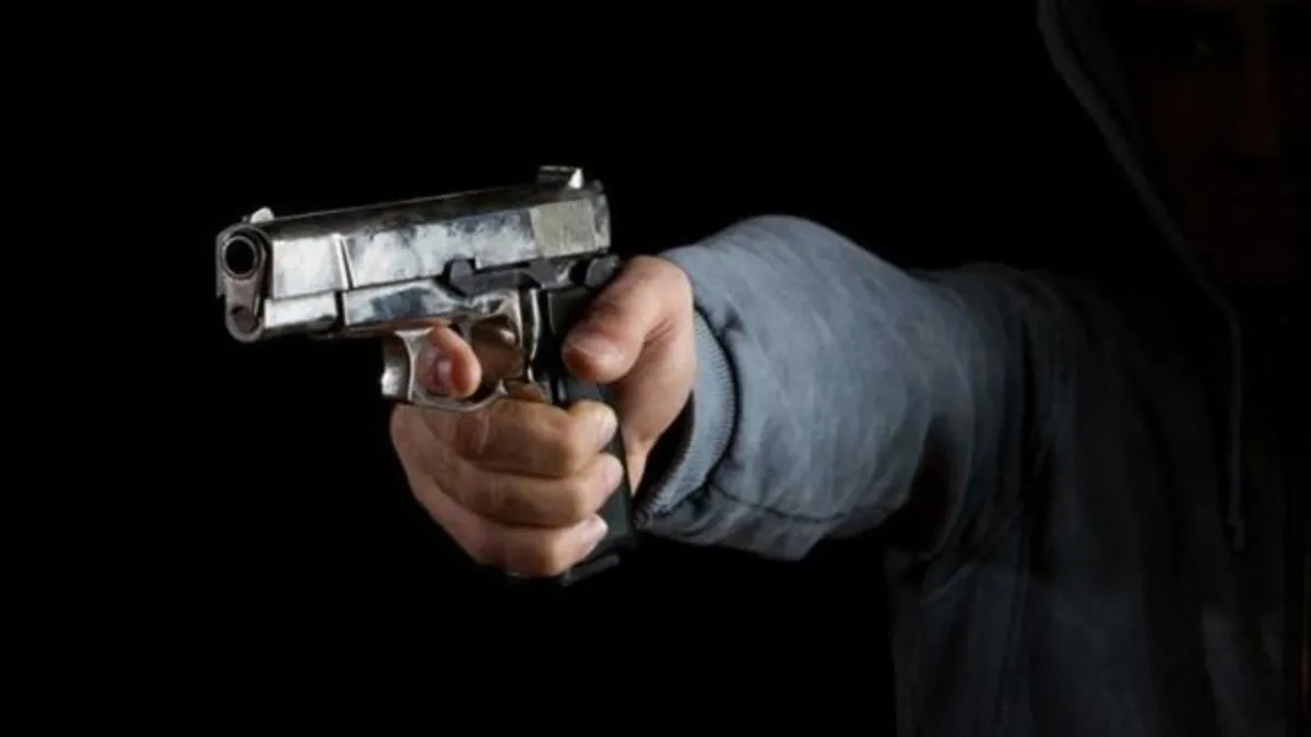 Tunceli’de silahlı kavga: İş yerinin önünde ateş açtı! 1 yaralı Tunceli’de silahlı kavga: İş yerinin önünde ateş açtı! 1 yaralı