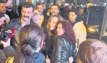 Hayranları bir anda etrafını sardı!